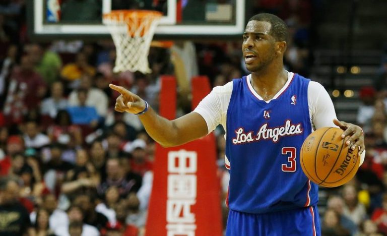 Clippers abruptly cut ties with veteran point guard Chris Paul