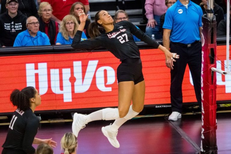 NCAA volleyball Sweet 16 bracket: Thursday’s scores, highlights