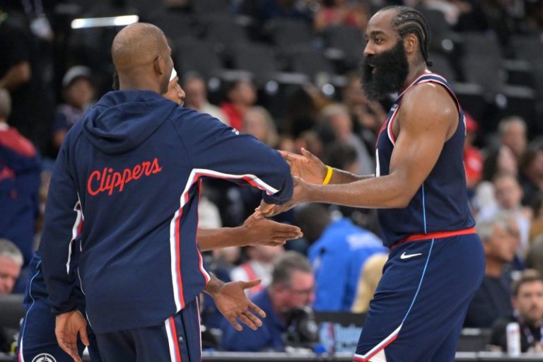 James Harden, Kawhi Leonard ‘shocked’ by Chris Paul’s departure