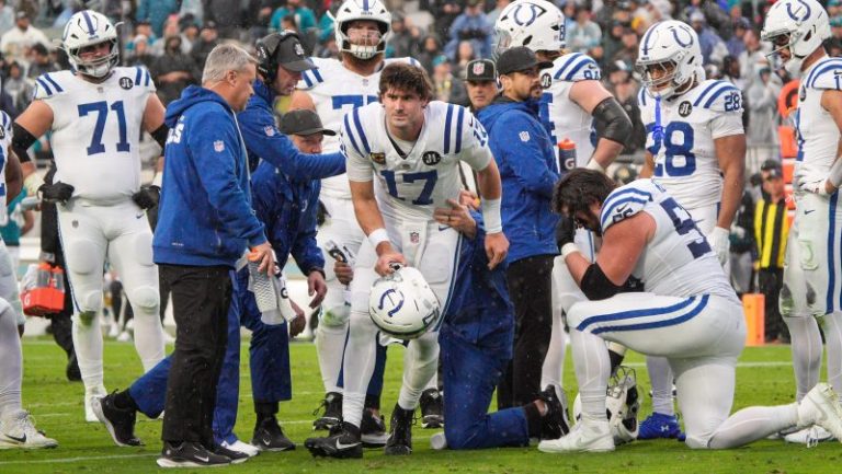 Daniel Jones injury update: How long is Colts QB out?