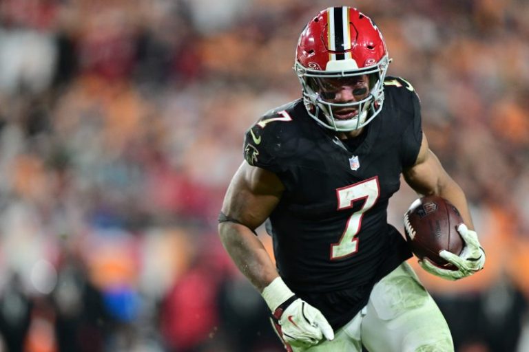 Falcons star apologizes for insensitive comment during postgame