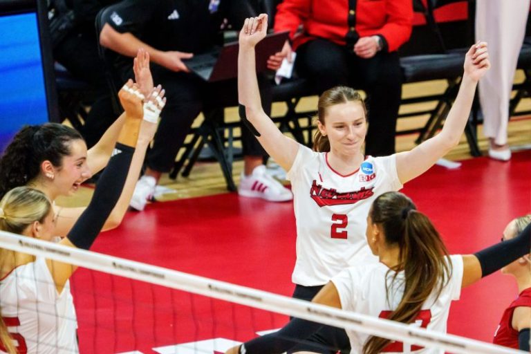 How to watch NCAA volleyball tournament Elite Eight: Scores, highlights