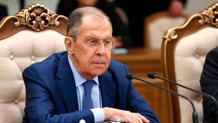 Lavrov warns Europe of retaliation as Zelenskyy opens reconstruction talks with Trump officials