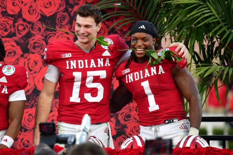 Big layoff no worry for Indiana in domination of Alabama in Rose Bowl