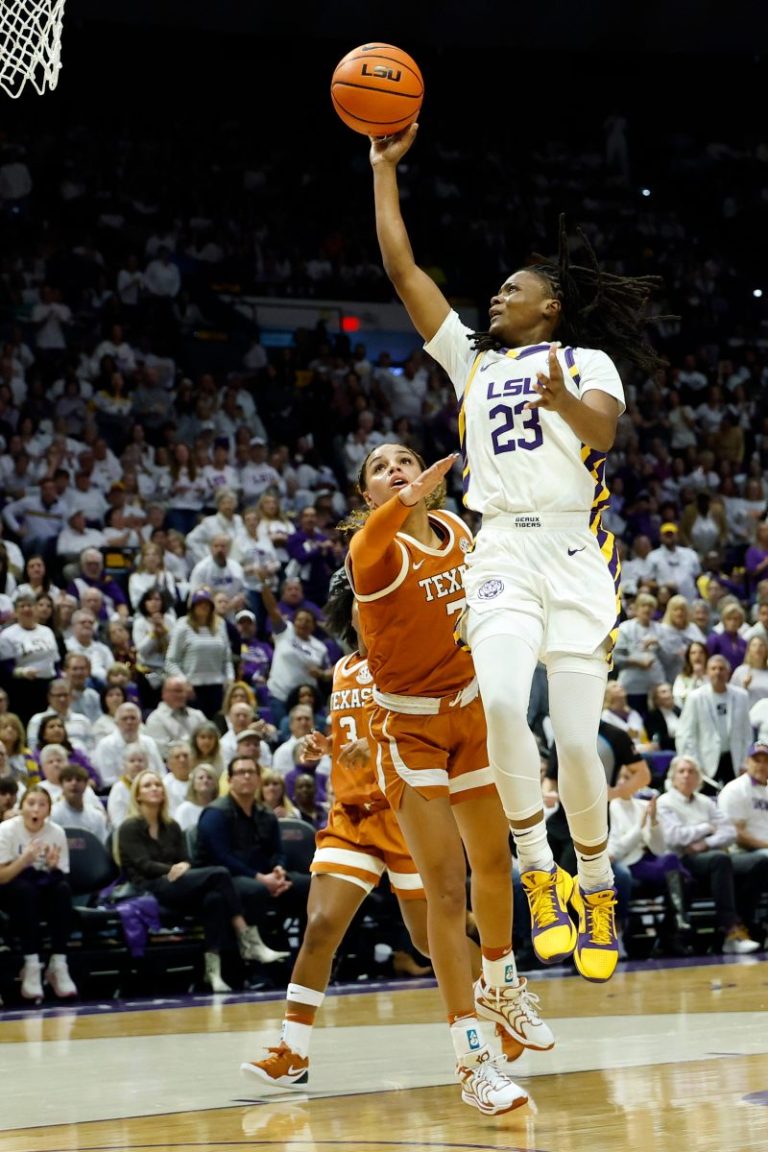 LSU women’s basketball hands No. 2 Texas first loss of the season
