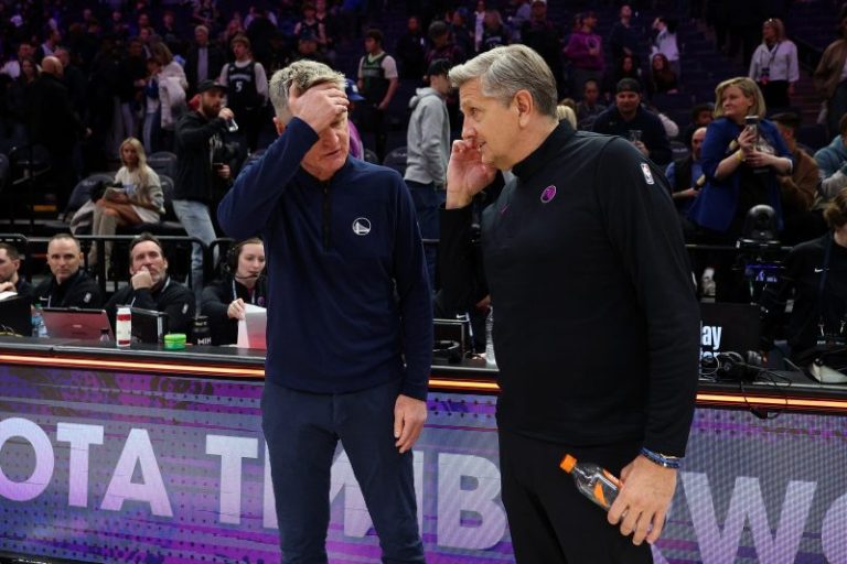 Coaches, players struggle with playing in wake of Minneapolis shooting