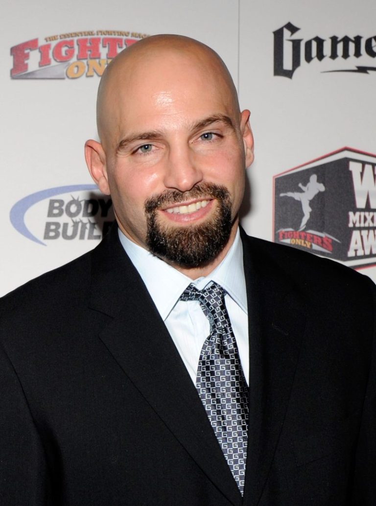 Ex-MMA fighter Tiki Ghosn gets in altercation with boxing influencer